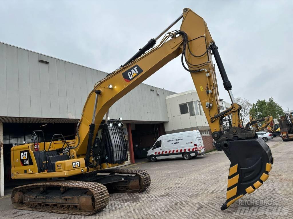CAT 330 Lánctalpas kotrók