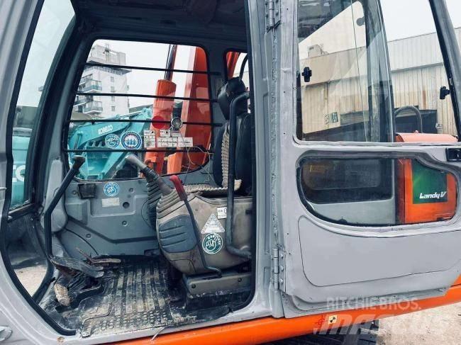 Hitachi EX 60 Mini kotrók < 7t