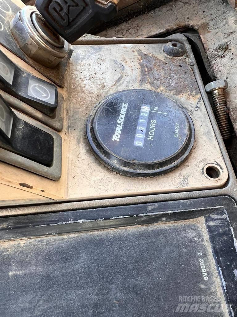 CAT 973 LGP Lánctalpas homlokrakodók