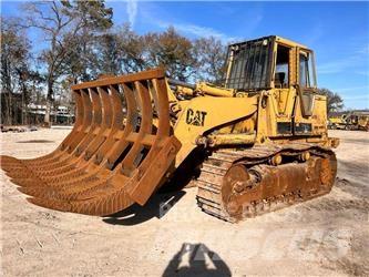 CAT 973 LGP Lánctalpas homlokrakodók