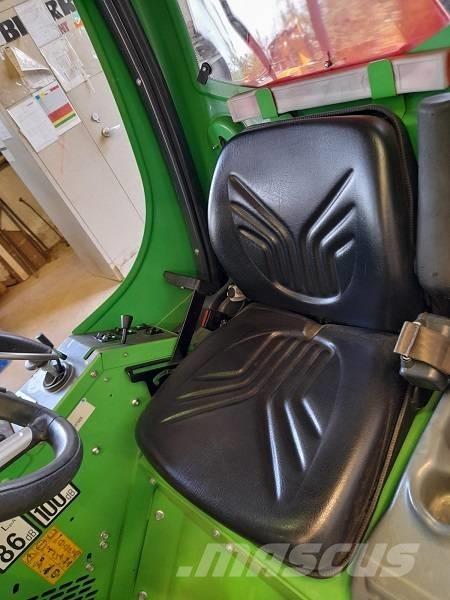 Avant 530 Gumikerekes homlokrakodók