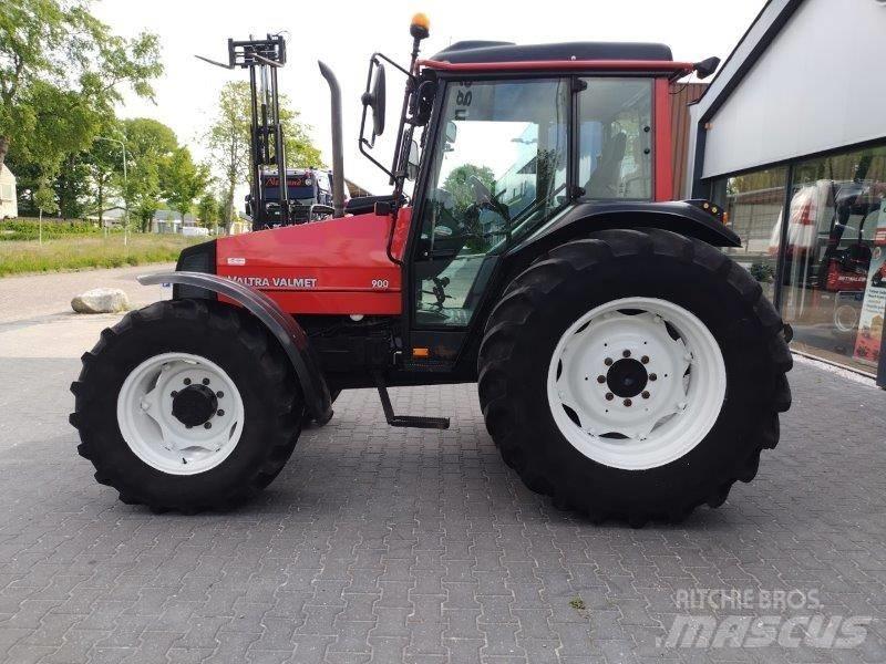 Valtra Valmet 900 Traktorok