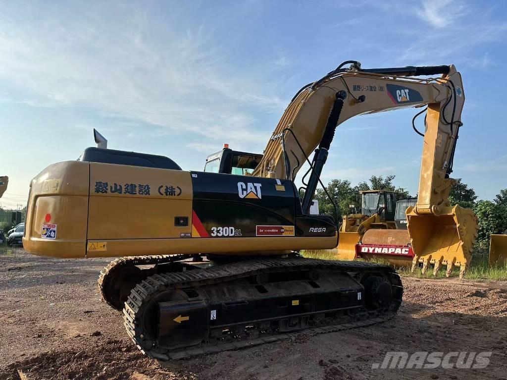 CAT 330 D Lánctalpas kotrók