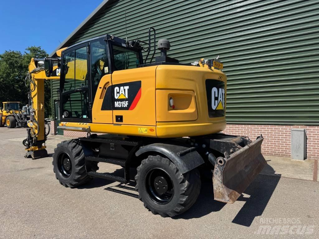 CAT M 315 F Gumikerekes kotrók