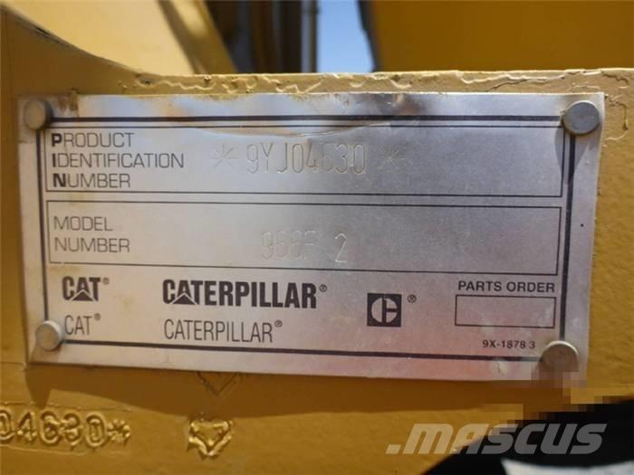 CAT 966 F Gumikerekes homlokrakodók