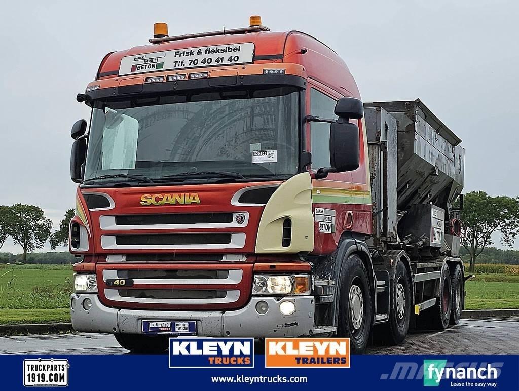 Scania P400 8X4 Fülkés alváz