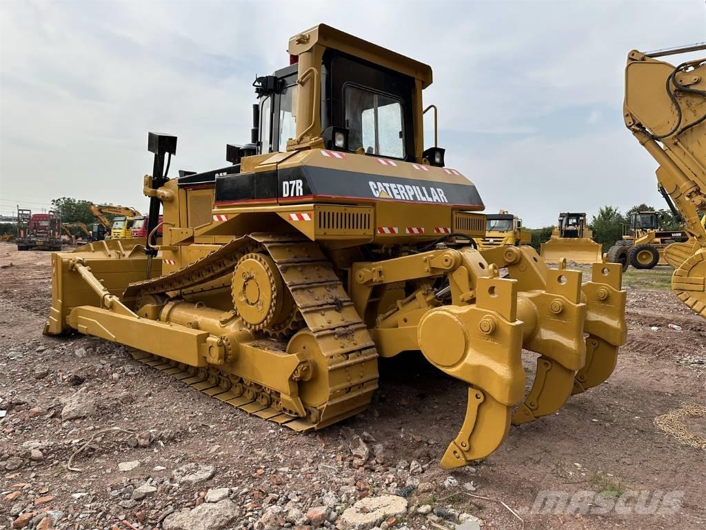 CAT D 7 R lánctalpas dózerek