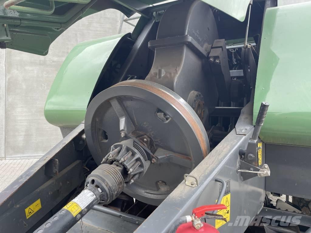 Fendt 12130 N Szögletes bálázók