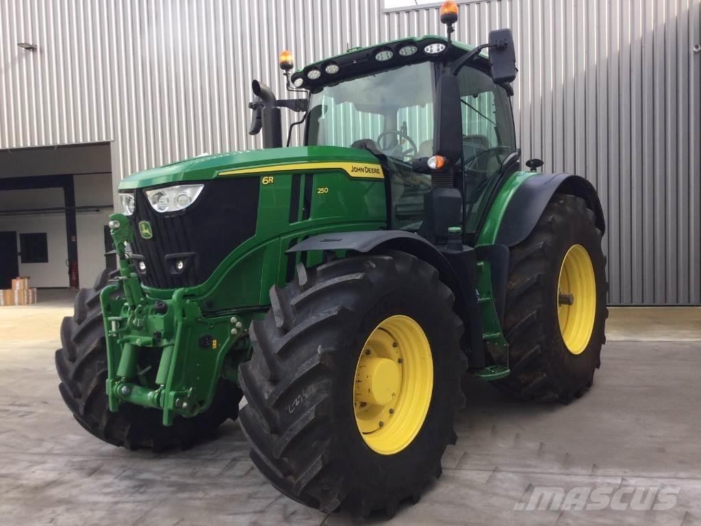John Deere 6R250 Traktorok
