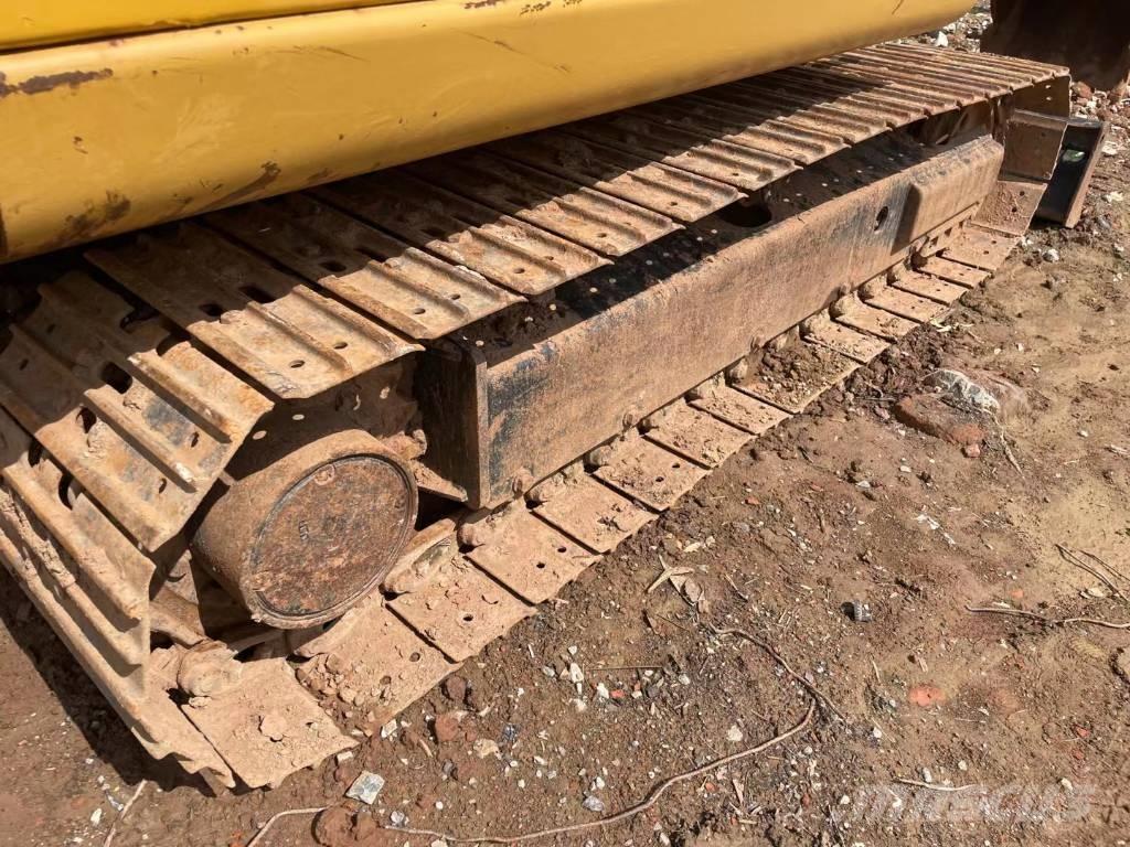 CAT 305.5E2 Mini kotrók < 7t