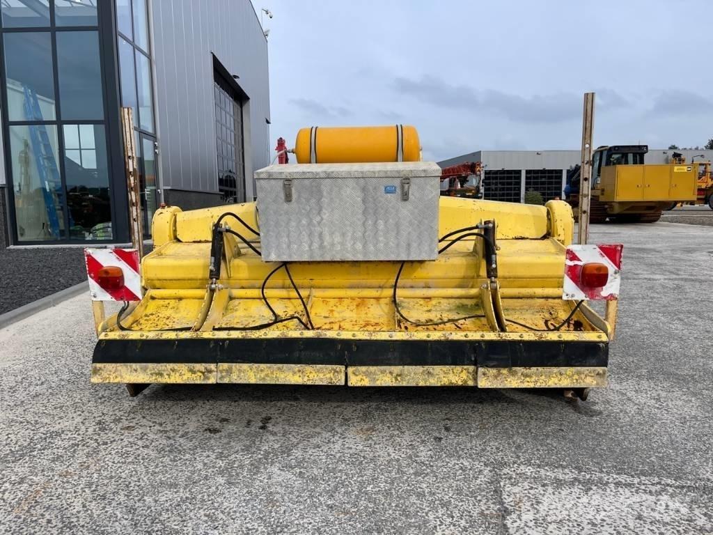 Bomag BSF 2500 Aszfalt aprítók