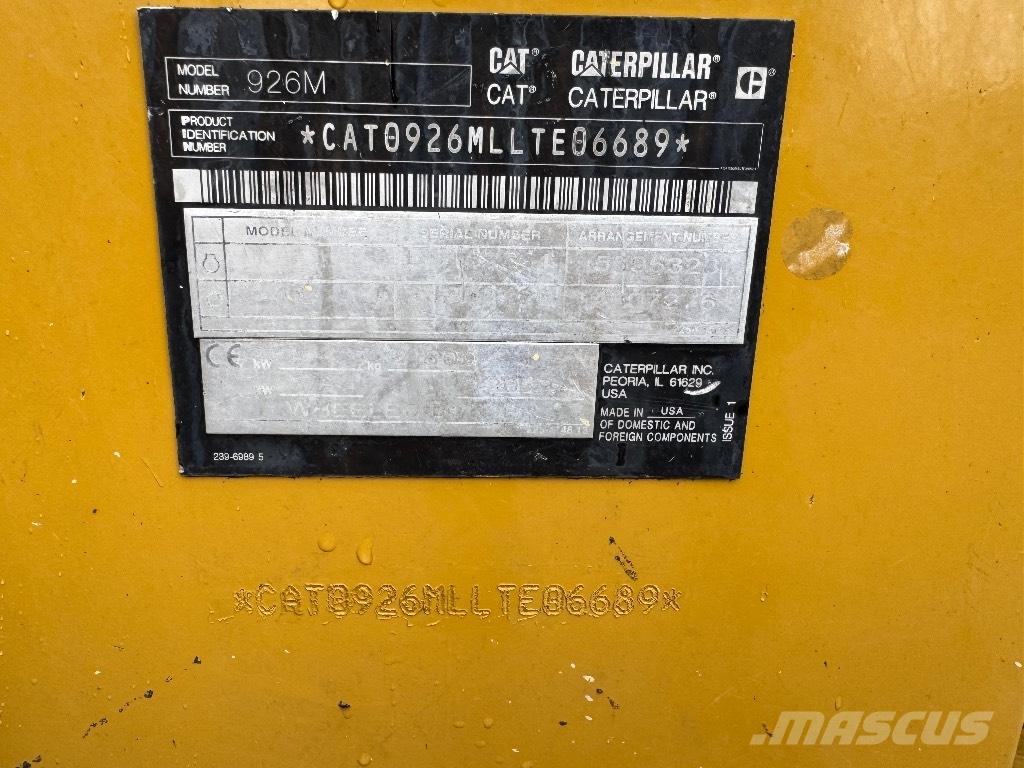 CAT 926 M Gumikerekes homlokrakodók