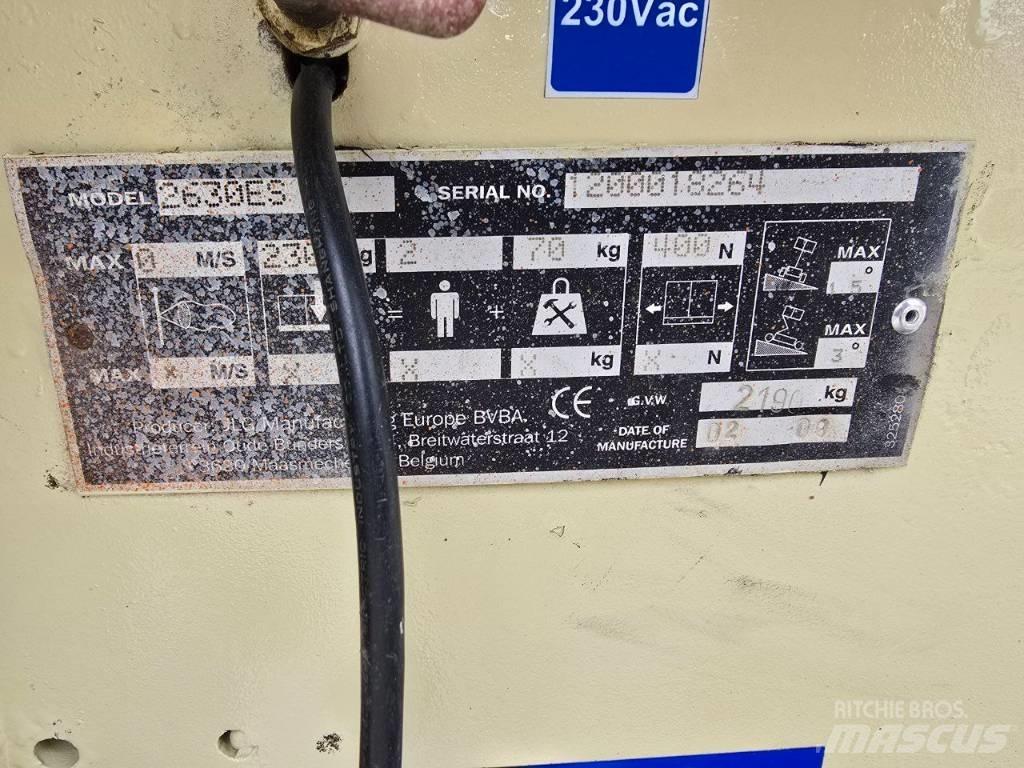 JLG 2630 ES Ollós emelők