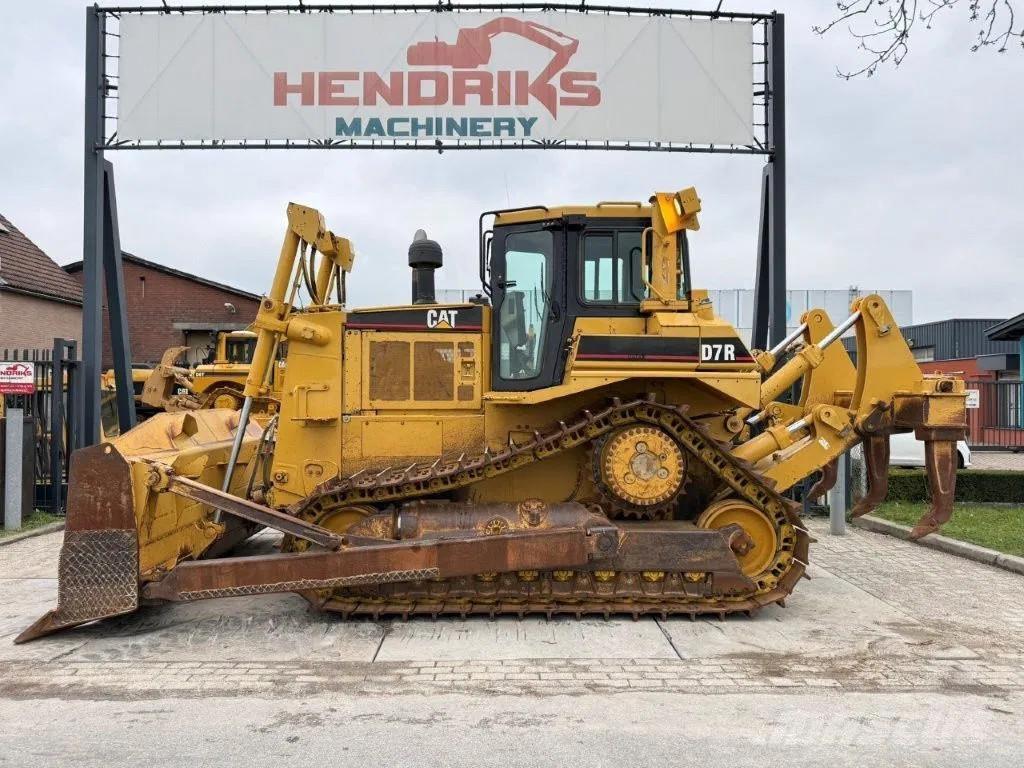 CAT D7R lánctalpas dózerek