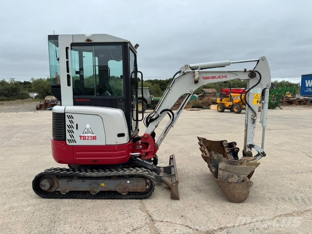 Takeuchi TB 23 R Mini kotrók < 7t