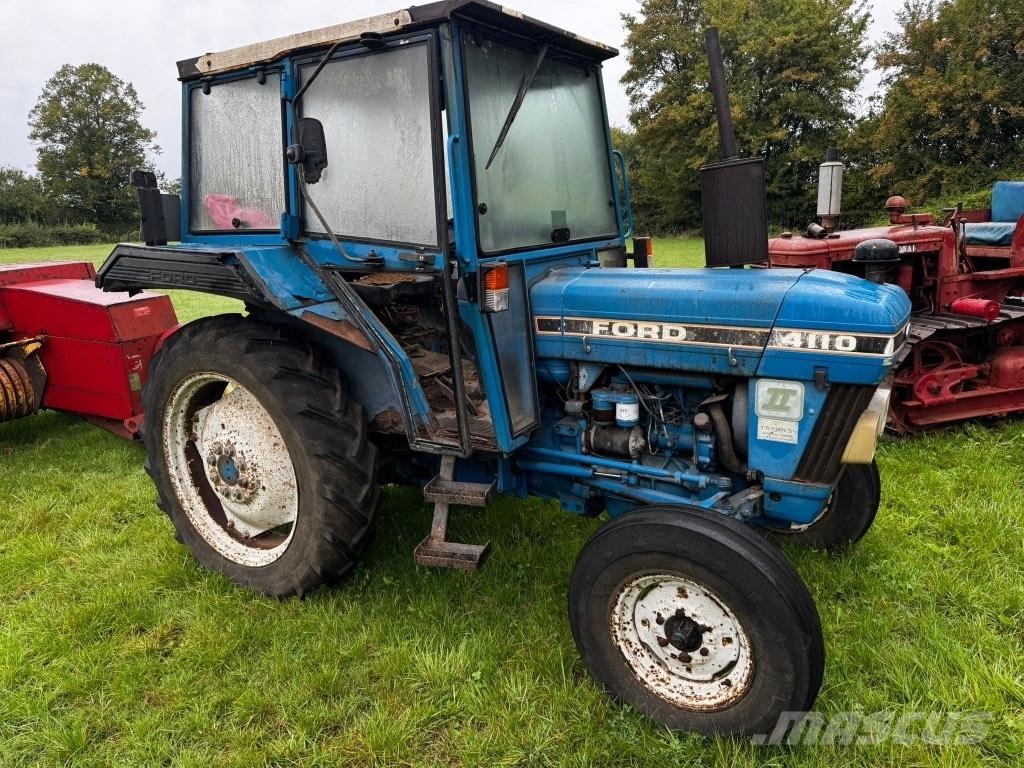 Ford 4110 series 2 Traktorok