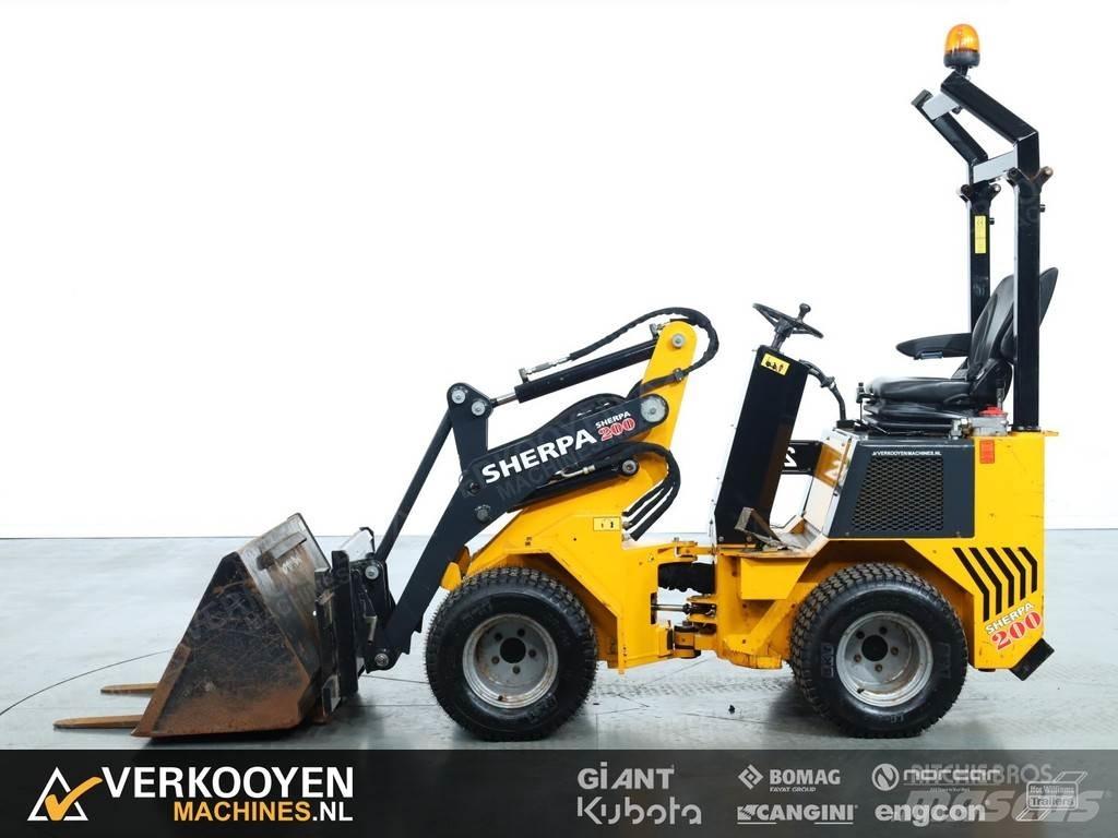 Sherpa SH200 Gumikerekes homlokrakodók