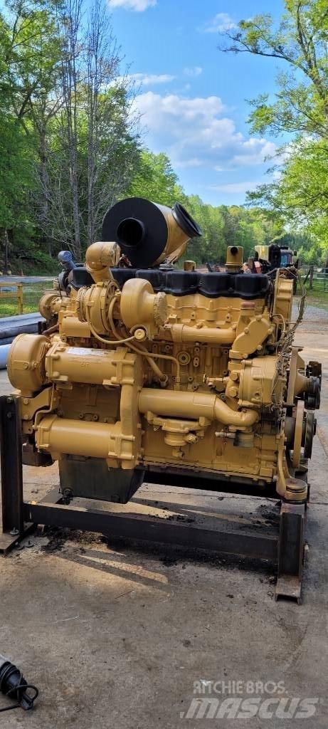 CAT 740 B Csuklósdömperek