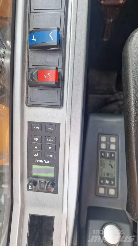 Hyundai HX 145 LCR Lánctalpas kotrók