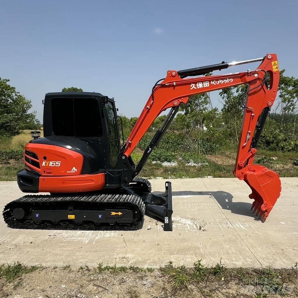 Kubota KX 060 Lánctalpas kotrók
