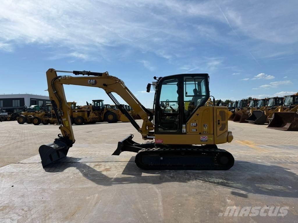 CAT 306CR Mini kotrók < 7t