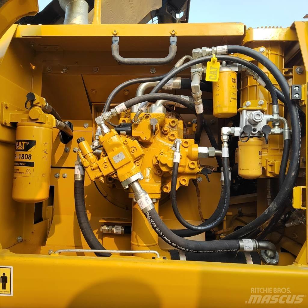 CAT 336 D2 Lánctalpas kotrók