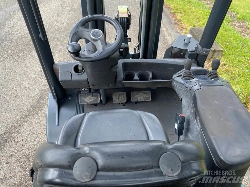 Linde H35T-02 Gázüzemű targoncák