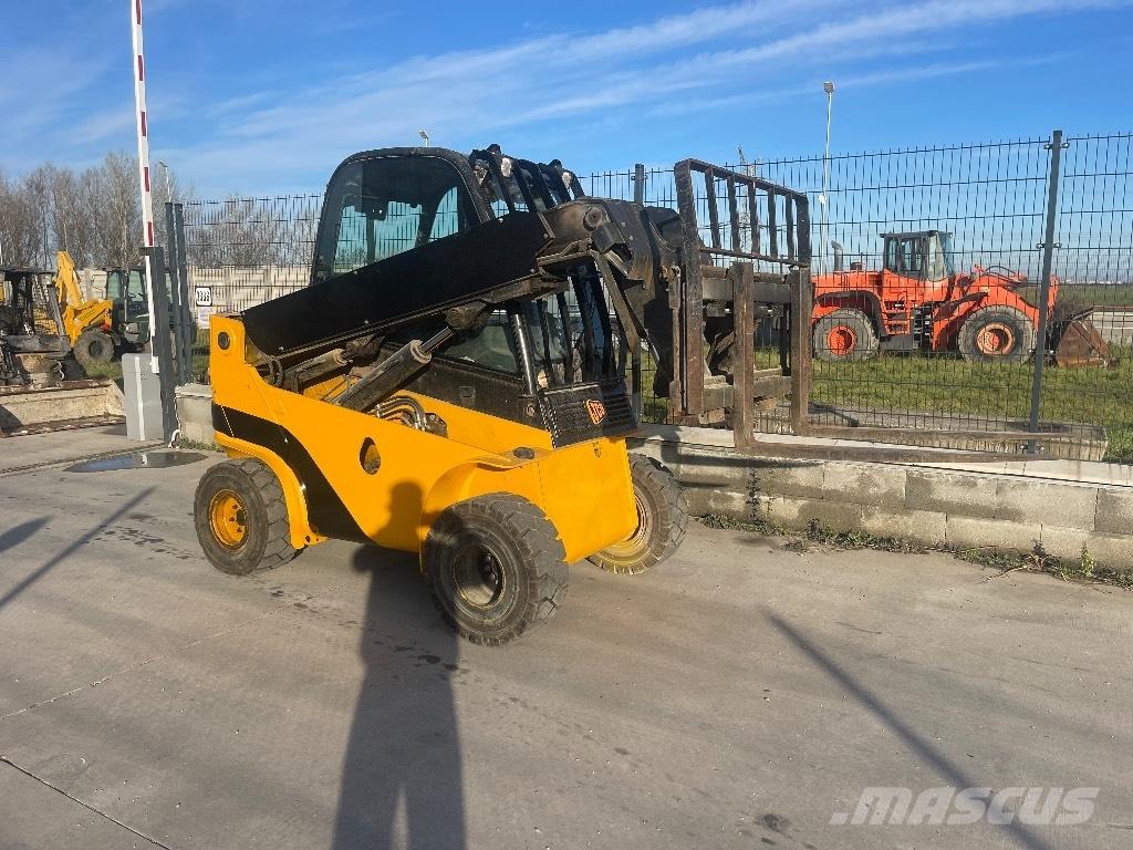 JCB TLT 30 D 4x4 Teleszkópos rakodók