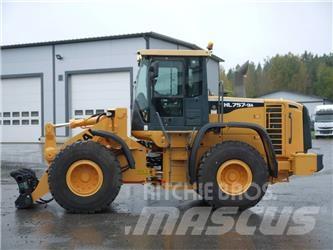 Hyundai HL 757-9A Gumikerekes homlokrakodók
