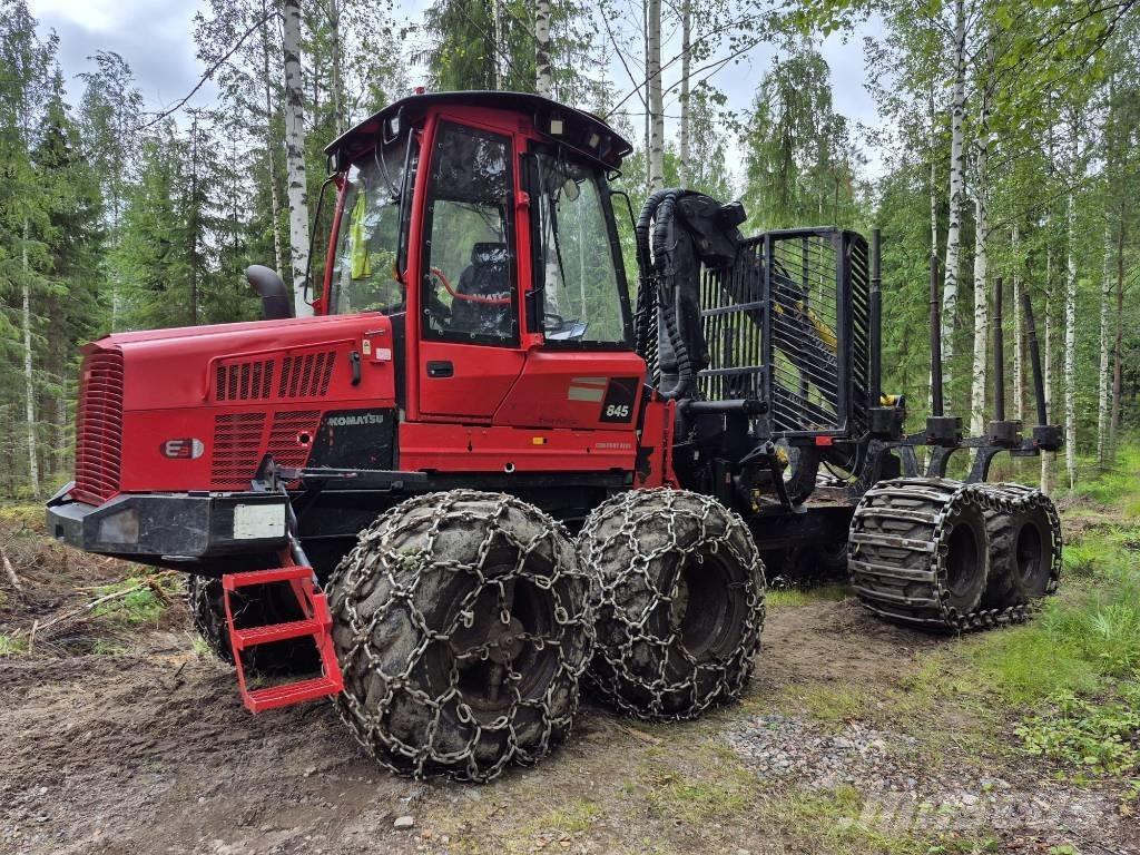 Komatsu 845 Kihordók