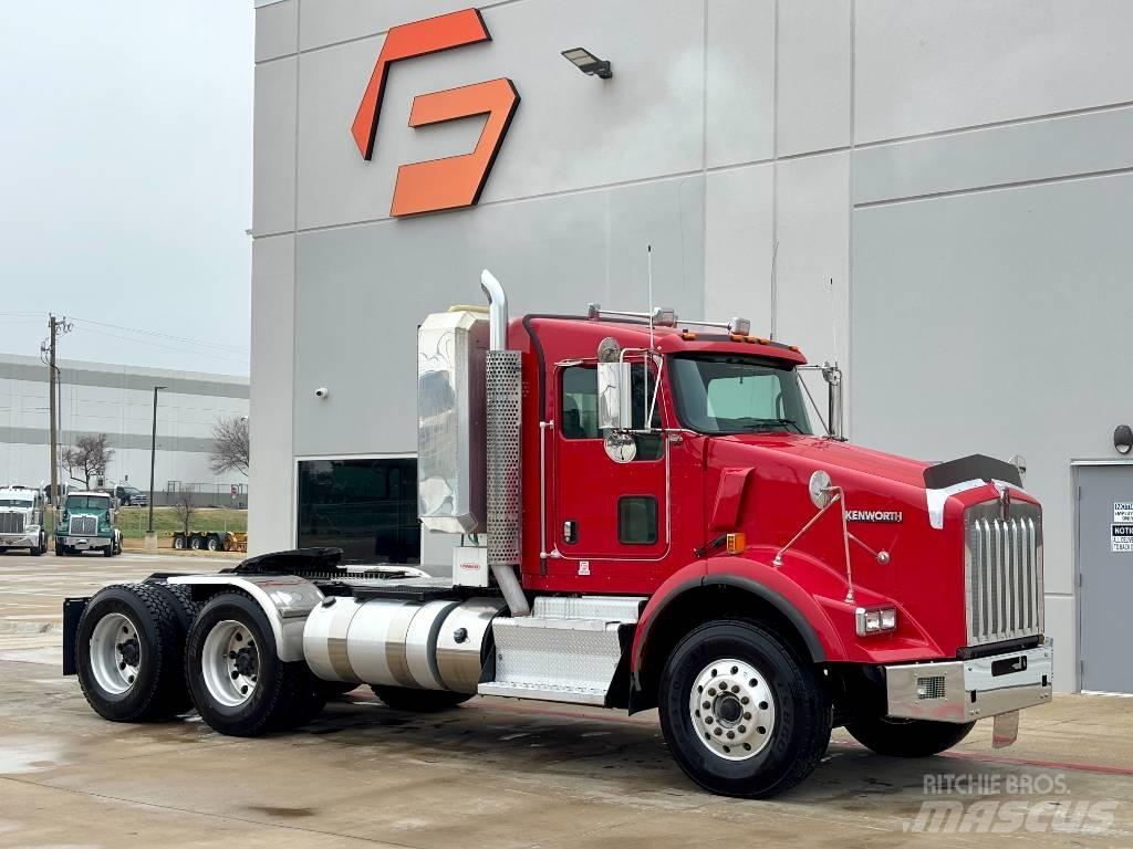 Kenworth T 800 Nyergesvontatók