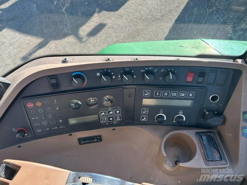 John Deere 8200 Traktorok