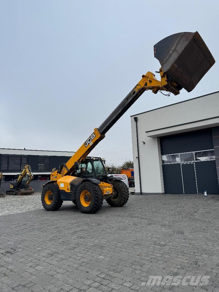 JCB 560-80 Teleszkópos mezőgazdasági rakodók