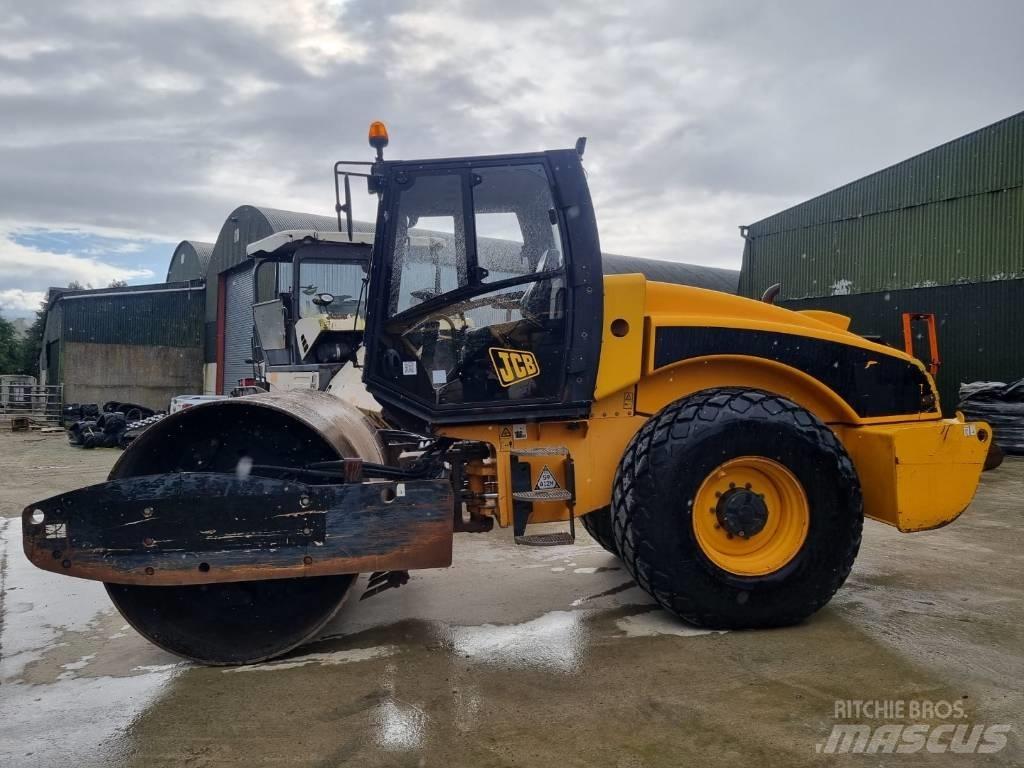 JCB Vibromax VM 146 Talajtömörítő gépek
