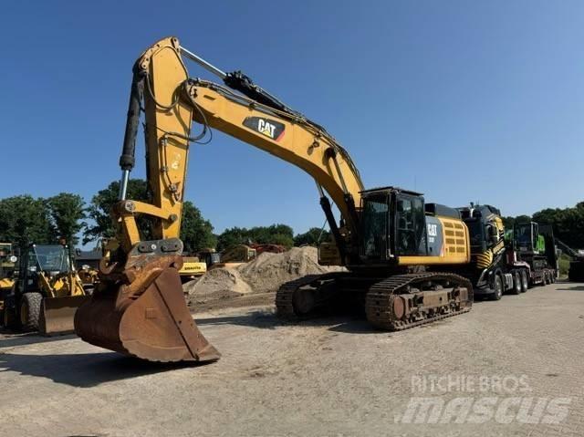 CAT 352 F Lánctalpas kotrók