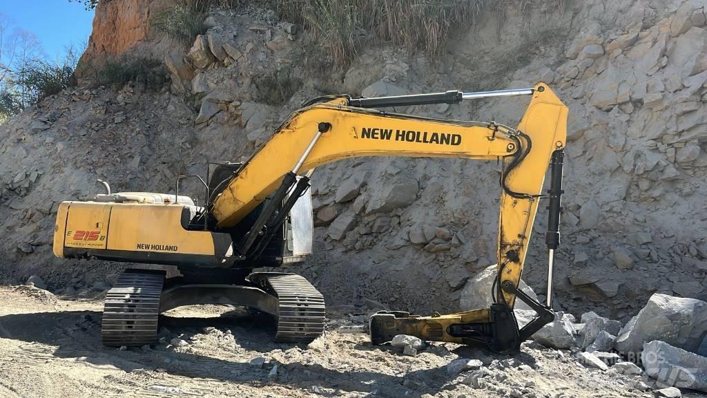 New Holland E 215 B Lánctalpas kotrók