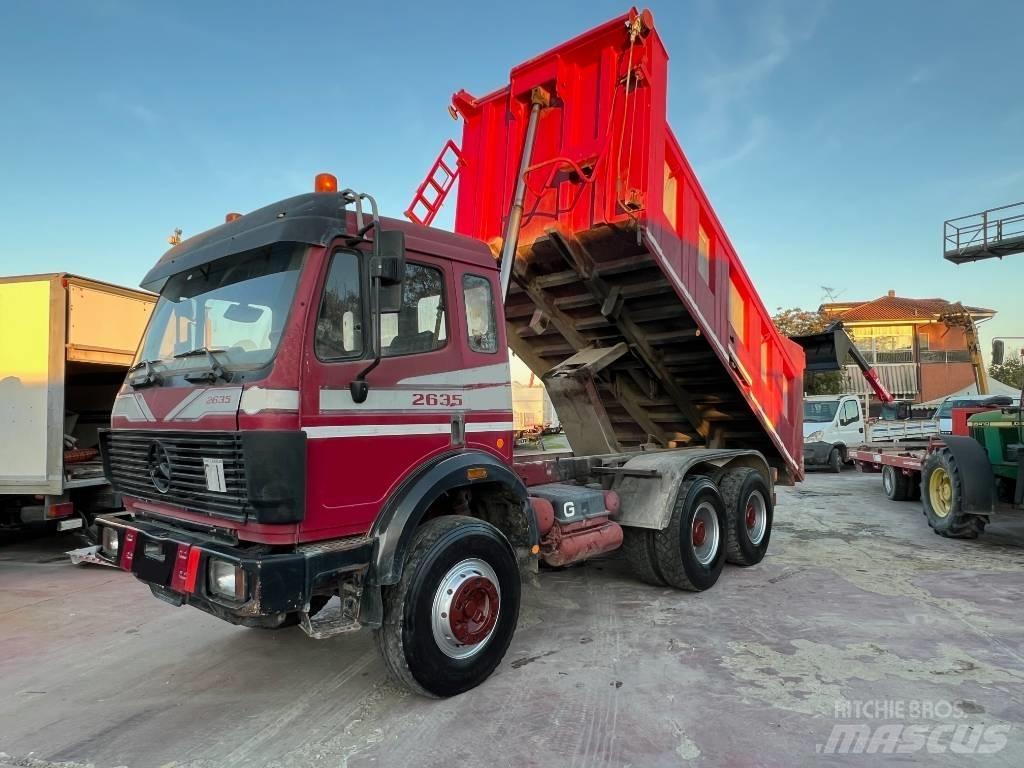 Mercedes-Benz 2635 Billenő teherautók