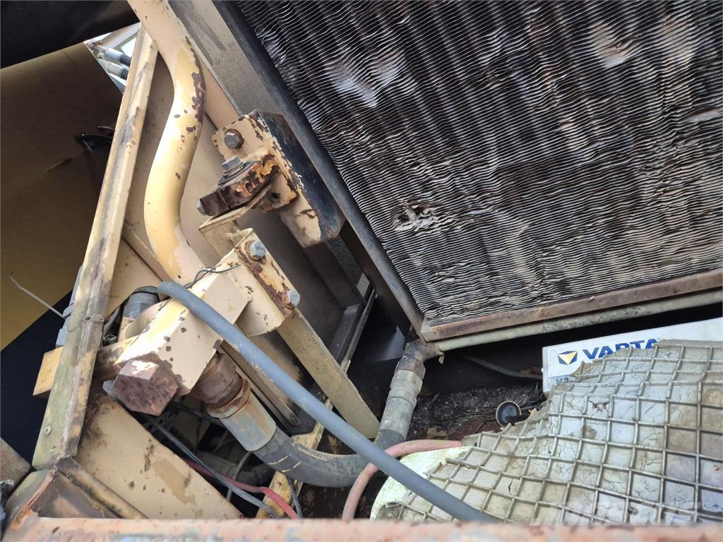 Komatsu PC180LC-3 Lánctalpas kotrók