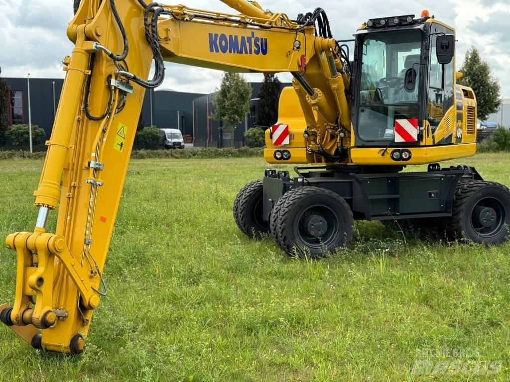 Komatsu PW180-11E0 Gumikerekes kotrók