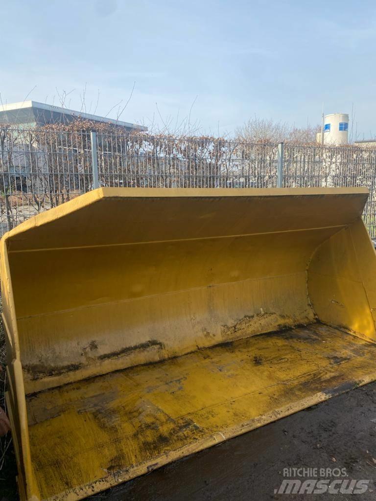 CAT 972 Kanalak