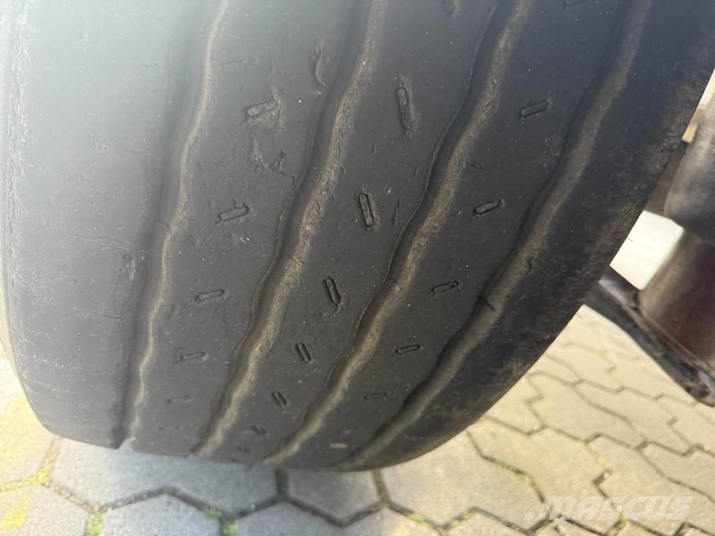 BEFA Sattel Anhänger Rönkszállító félpótkocsik