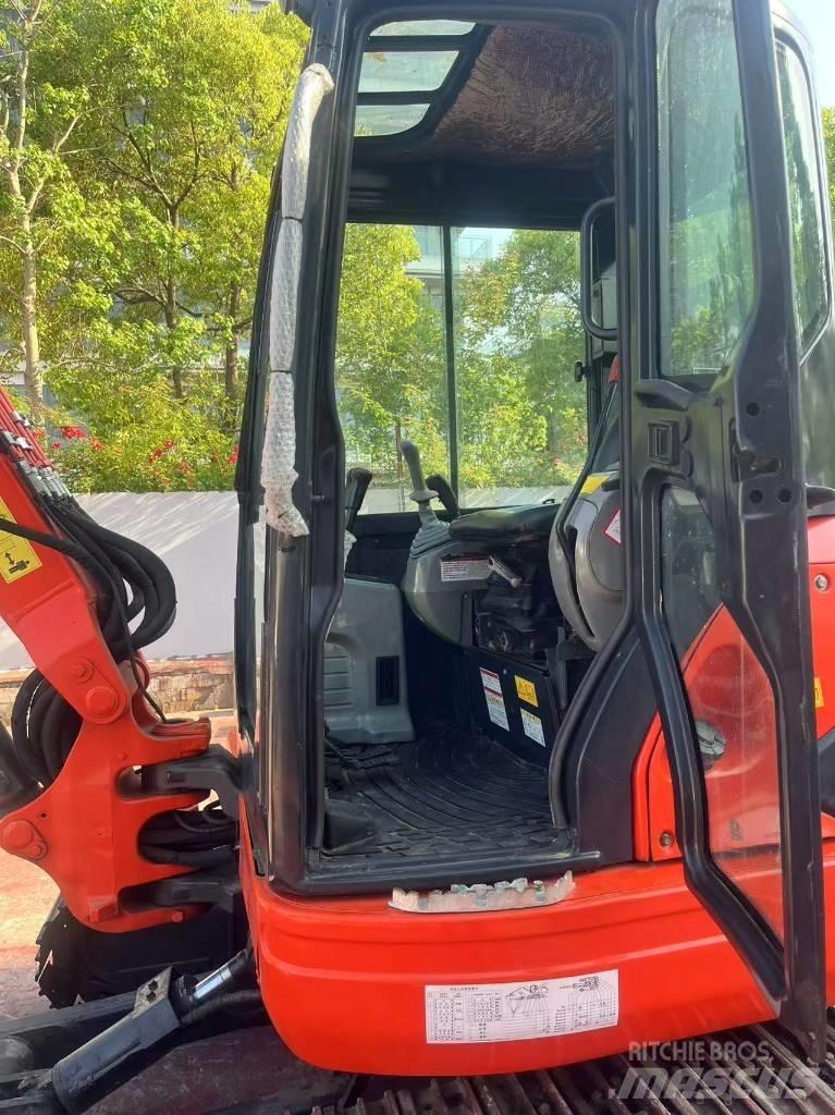 Kubota U 55 Mini kotrók < 7t