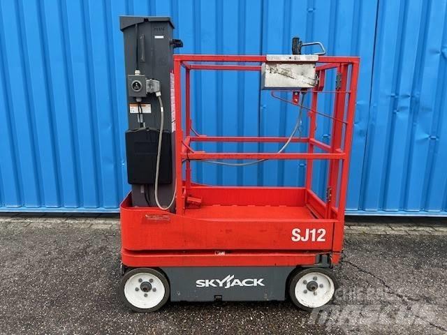 SkyJack SJ 12 Ollós emelők