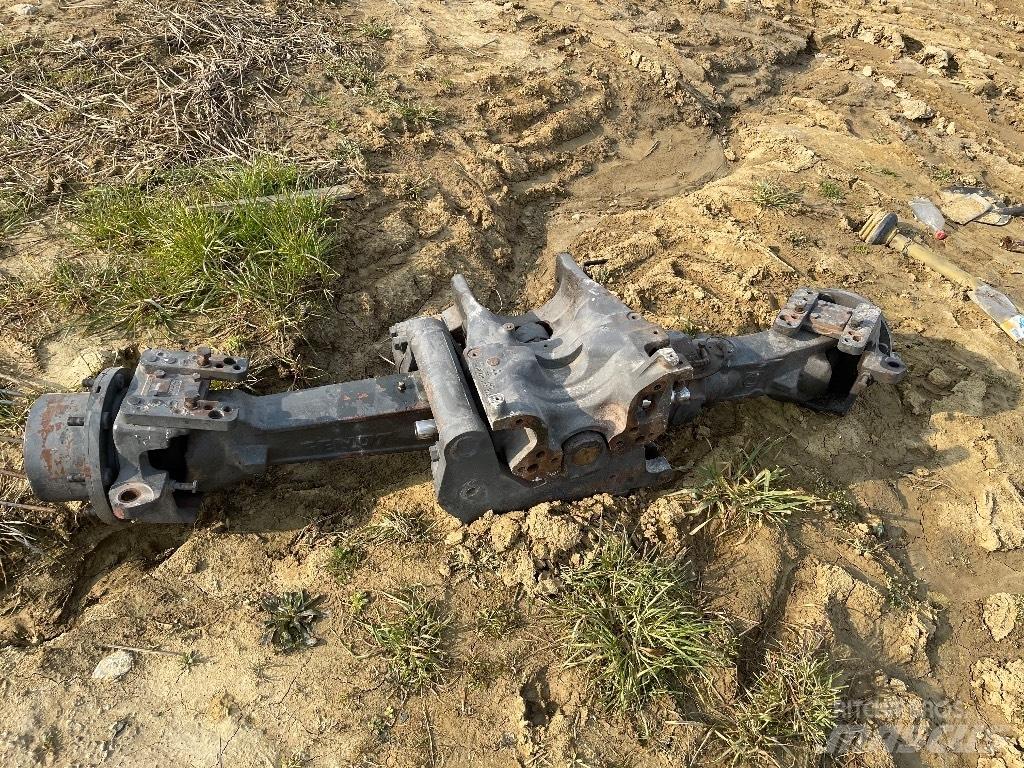 Fendt 515 Gumiabroncsok, kerekek és felnik