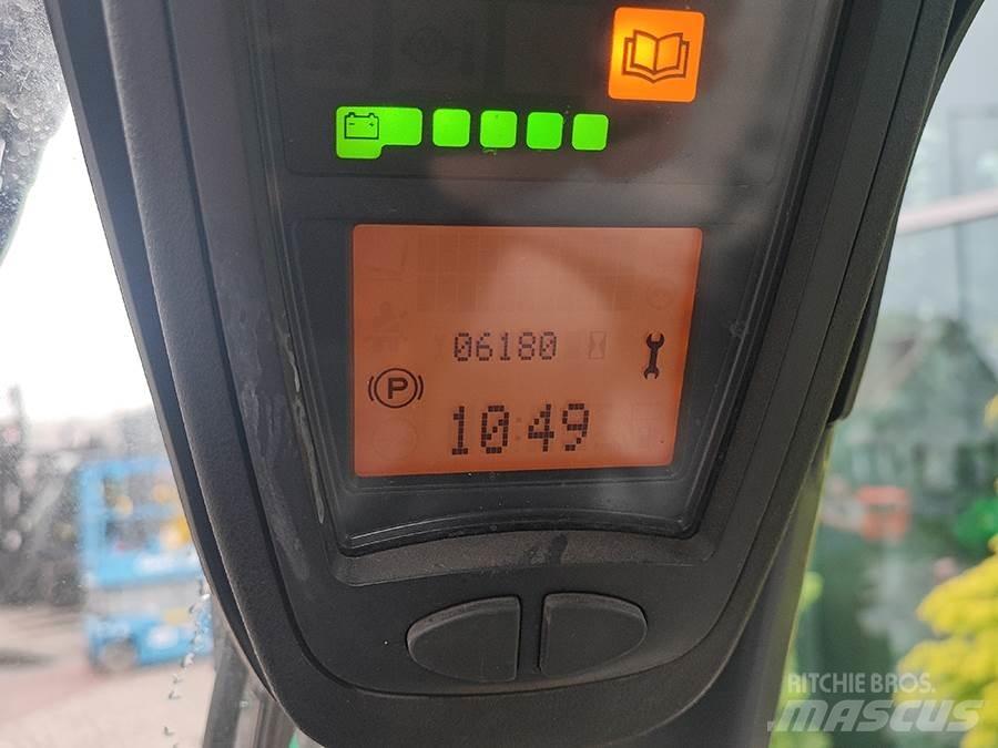 Linde E18PH-02 Elektromos targoncák