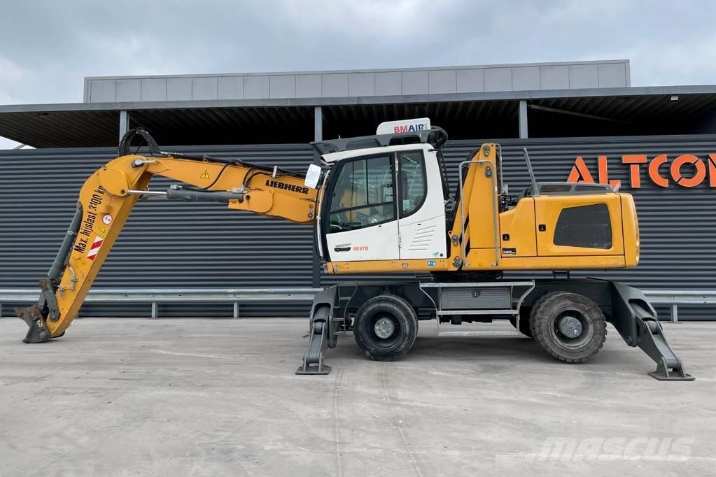 Liebherr LH 24 Gumikerekes kotrók