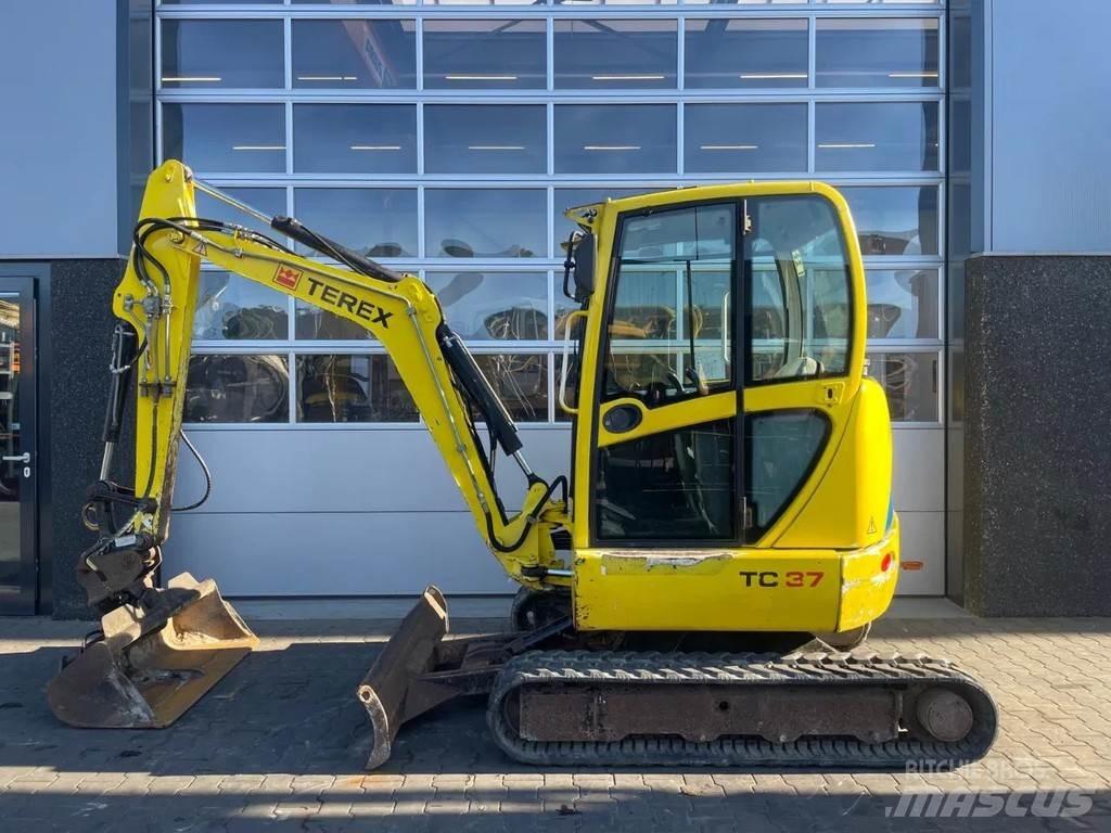 Terex TC37 Mini kotrók < 7t