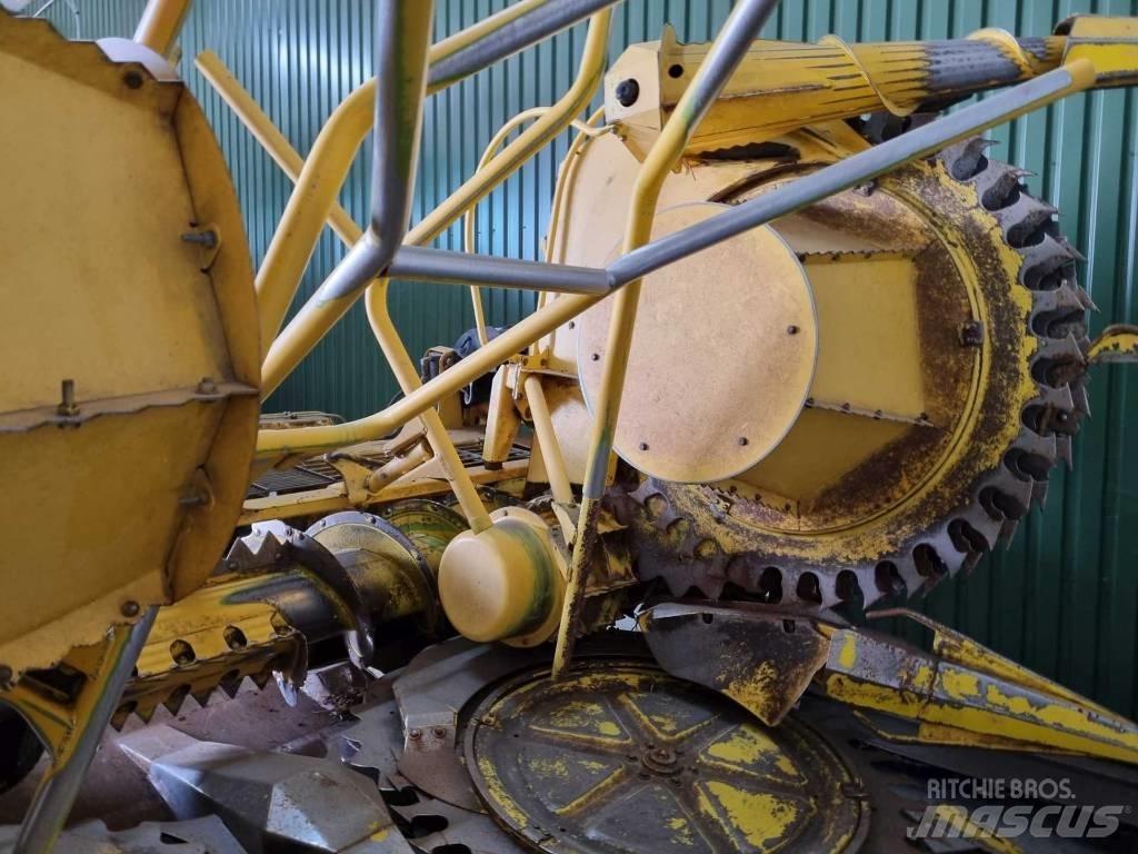 New Holland FR 9050 Önjáró szecskázók