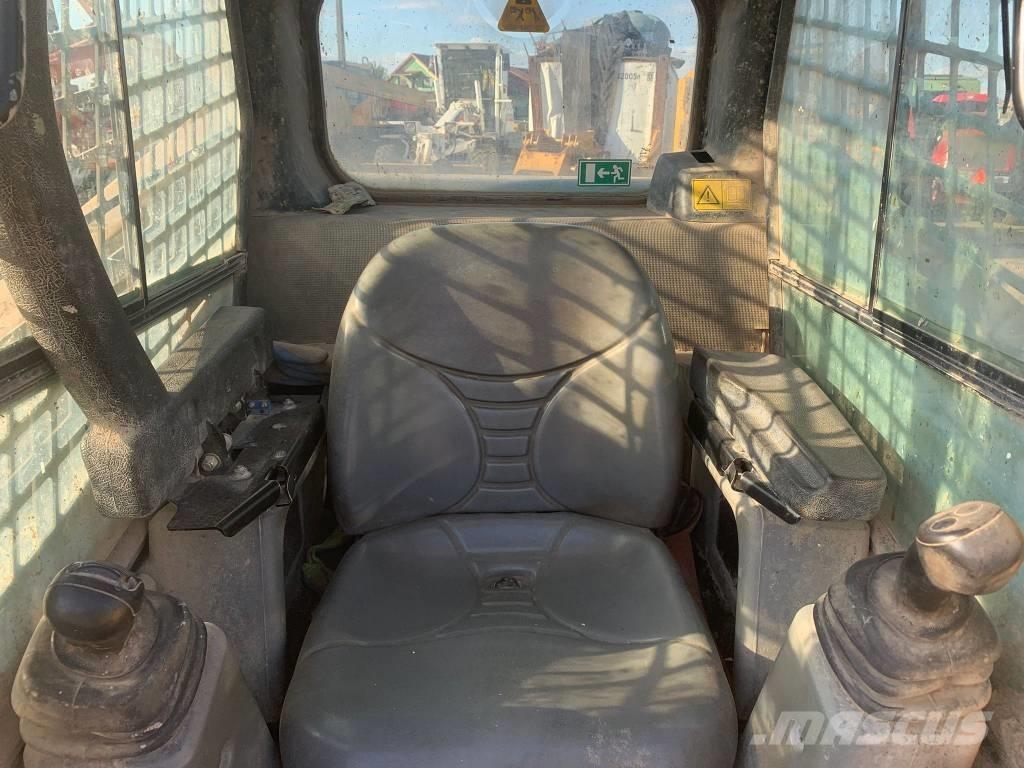 Gehl R 220 Kompaktrakodók