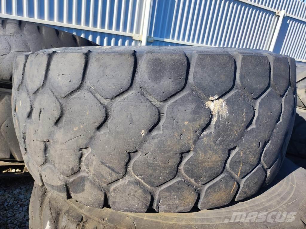 23.5 R25 TYERS Gumiabroncsok, kerekek és felnik